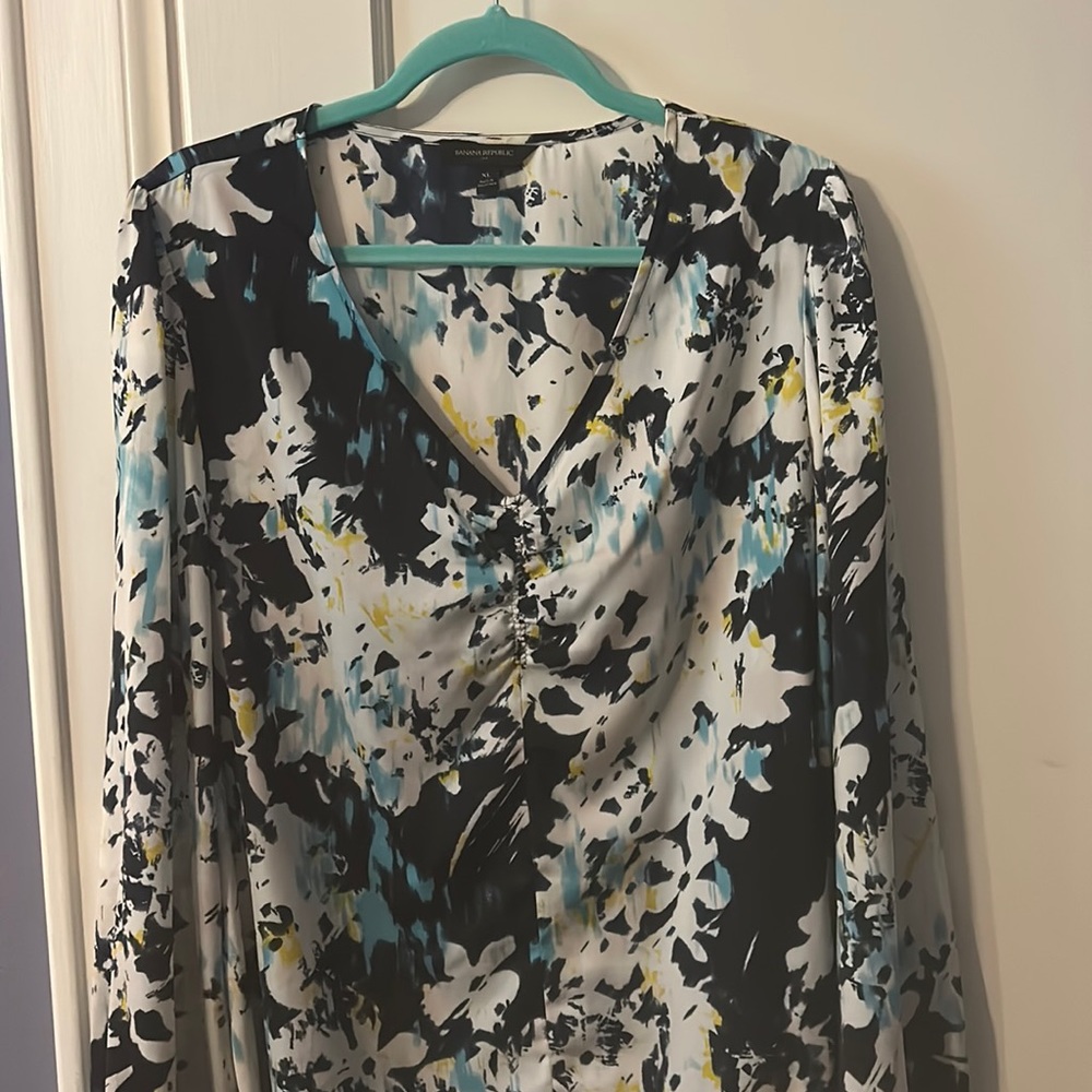 Banana Republic blouse. Satin watercolor fabric with ruching detail.